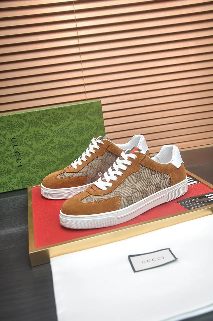 Men's shoes 💰400💶 [GUCCI Gucci] official website 1:1 men's sports shoes are now on the market, using original Gucci fabric + gluten lining, plus the official website original 1:1 comfortable outsole. Fashionable and versatile, super comfortable and breathable. 5 colors available, standard shoe size 38/45 (custom-made sizes 45 are non-refundable)